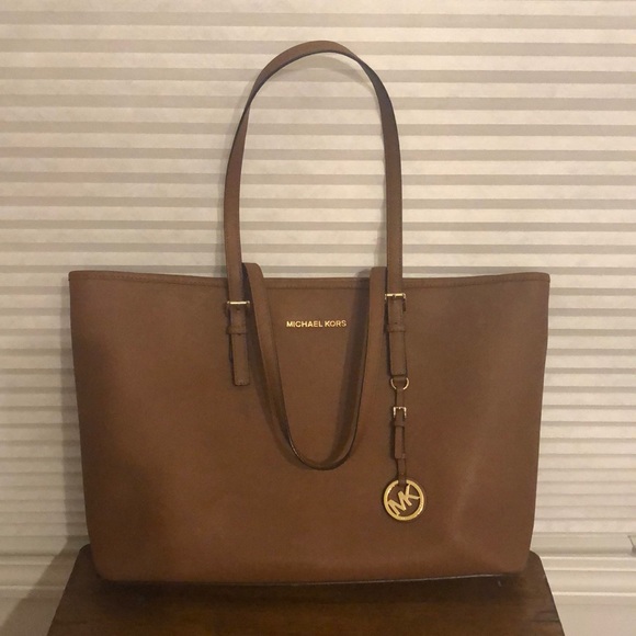 Michael Kors Handbags - Michael Kors Tote